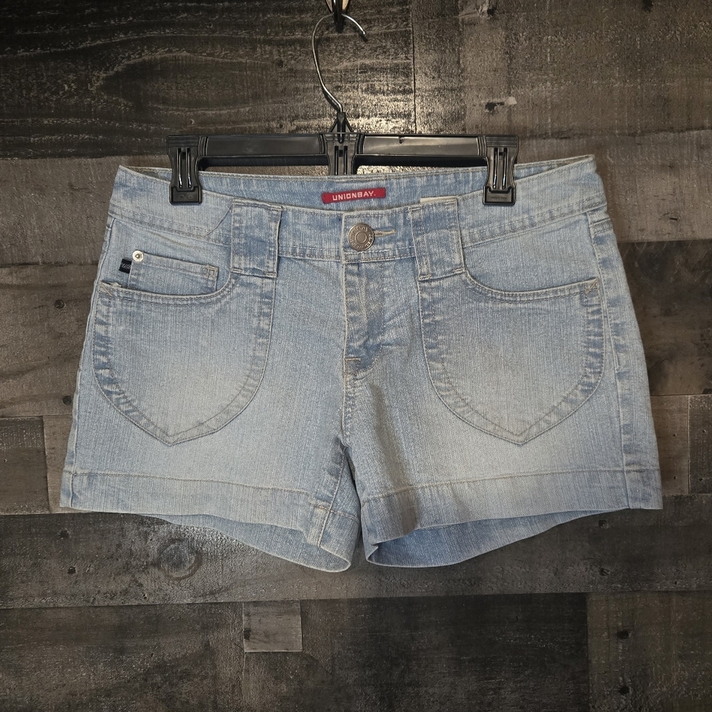 UNIONBAY Y2K Light Wash Denim Shorts
